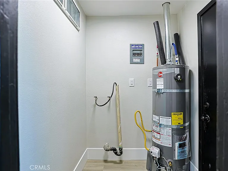 401 S Garnsey St — Photo 16