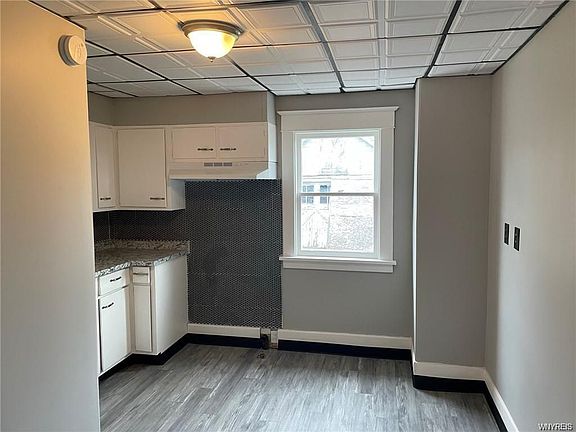 5th image of 354 Lisbon Ave