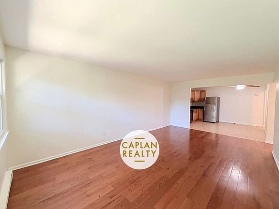 2nd image of 460 Whalley Ave #3O4