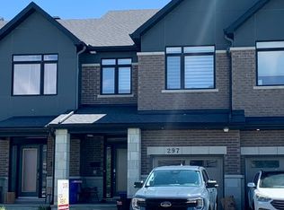 297 Joshua St, Ottawa, ON K1W 0N8