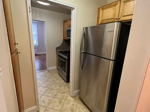 3323 Nostrand Avenue image 3 of 9