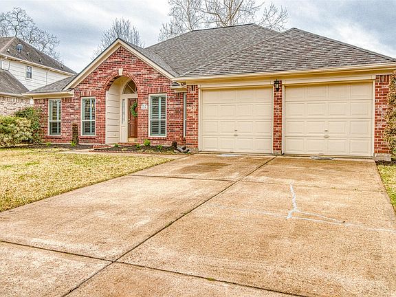 4th image of 210 Burkwood Ct