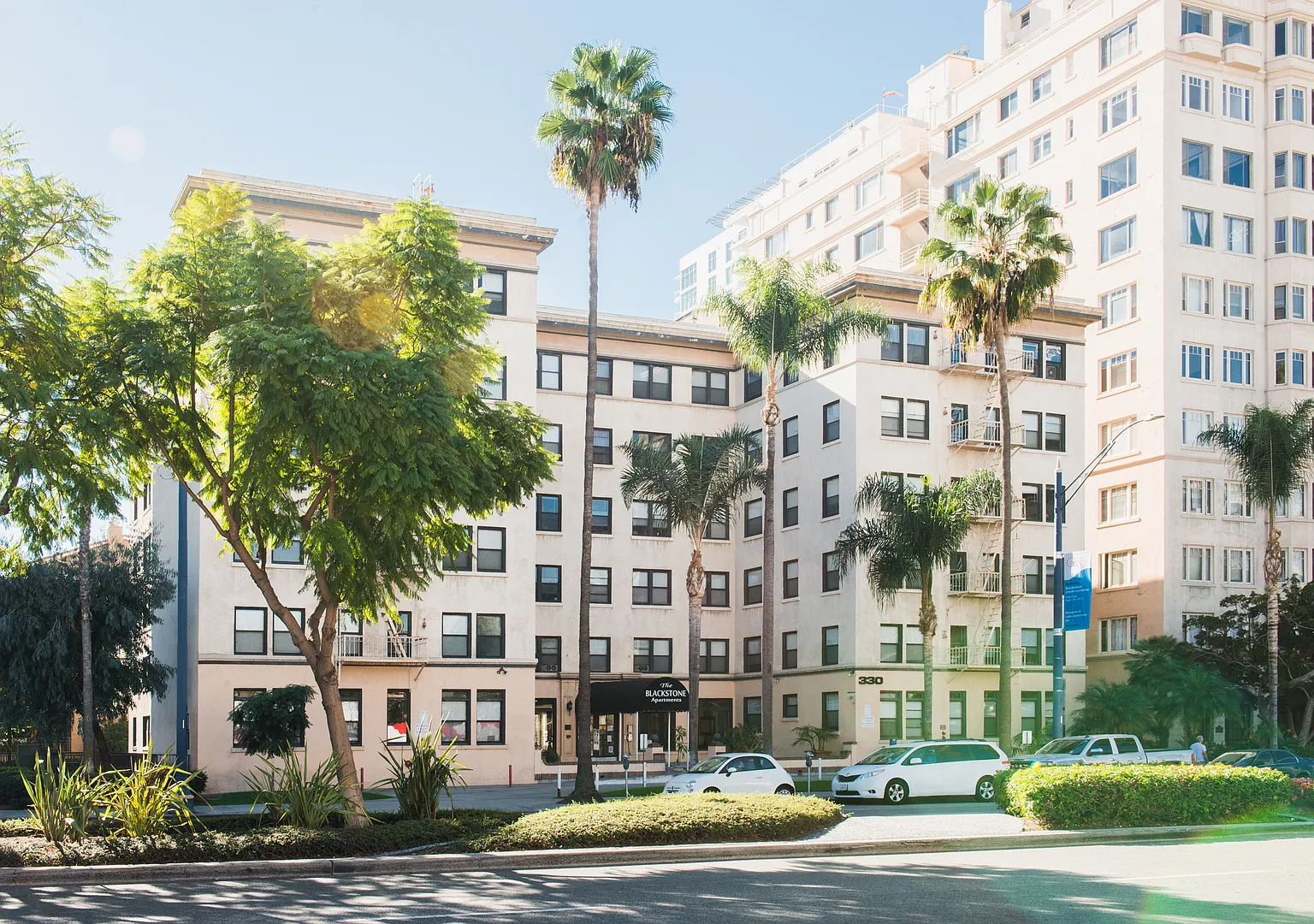 The Blackstone Apartments — Photo 1