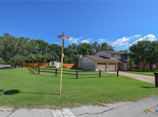 2001 Hannahawk Cir, Harker Heights, TX 76548