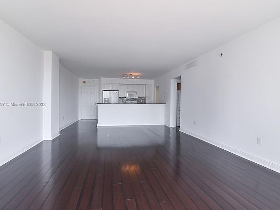 4th image of 10350 W Bay Harbor Dr APT 6M