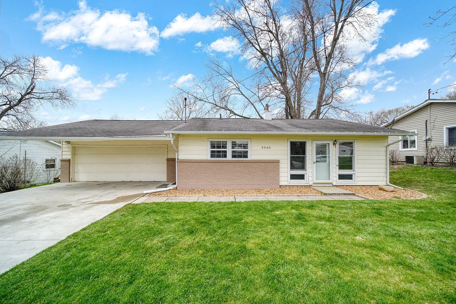 3440 Tracey Dr photo 1