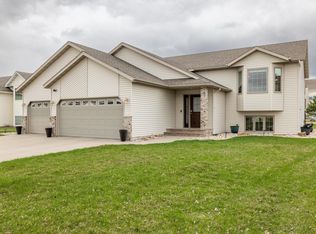3528 Harrison St S, Fargo, ND 58104