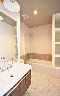 Rented by Nooklyn NYC LLC | media 13