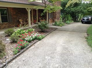 10000 El Pinar Dr, Knoxville, TN 37922