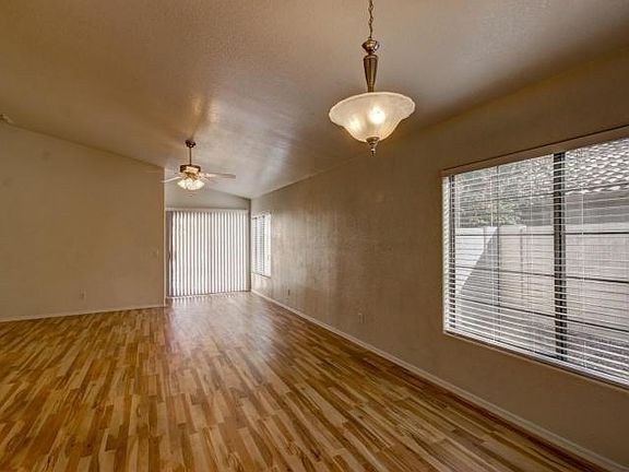 4th image of 5754 W Seldon Ln