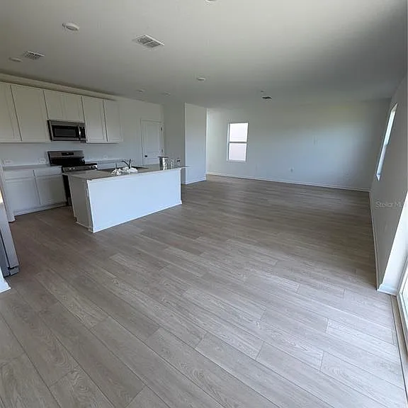 6468 Domizio Dr — Photo 6