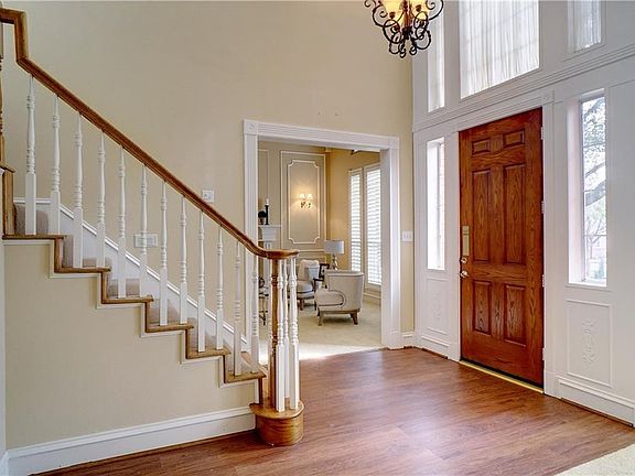 4th image of 2201 Clearspring Dr S