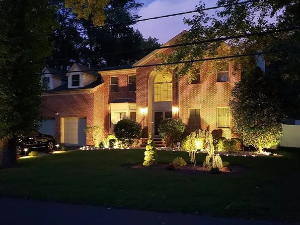 34 Montclair Ave, Edison, NJ 08820