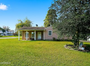 52 Greenwood Rd, Morganville, NJ 07751