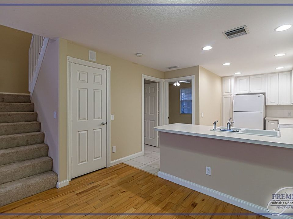 1st image of 28576 Alessandria Cir