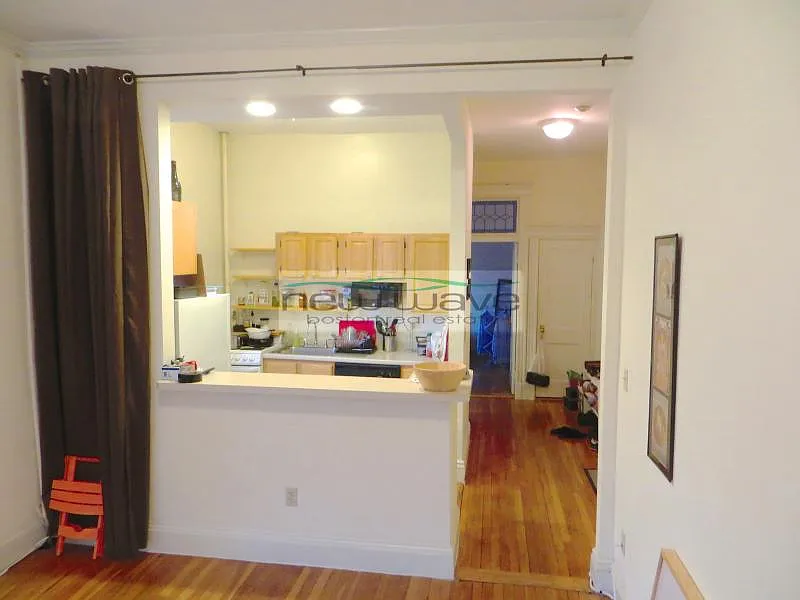 1 bed, 550 sqft, $2,800 — Photo 4