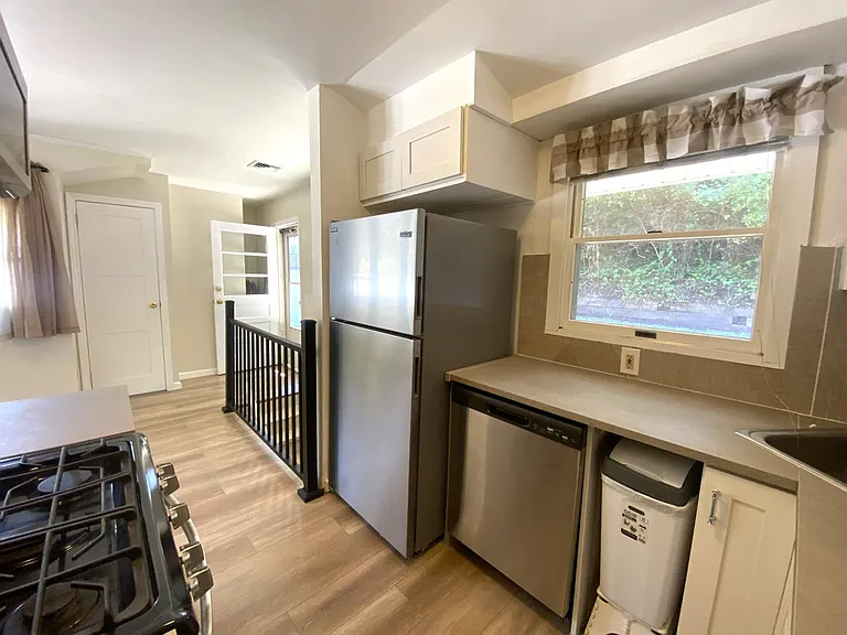 25 Cedar Valley Ln — Photo 8