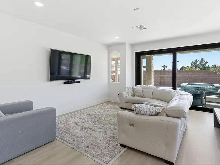 11063 Pegasus Dr — Photo 13