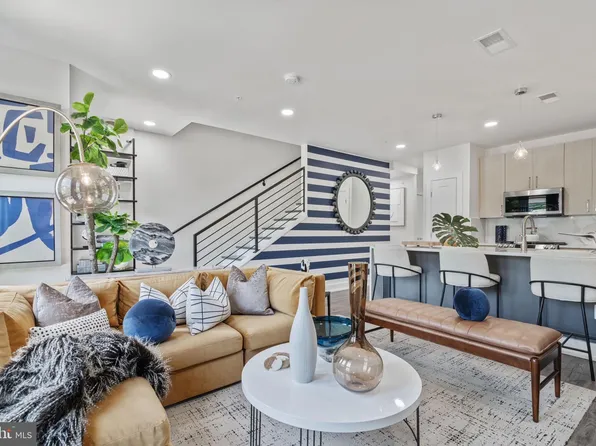 2724 12th St NE Unit 12, Washington, DC 20018