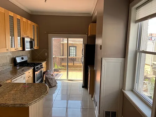 2106 South St Photo 1