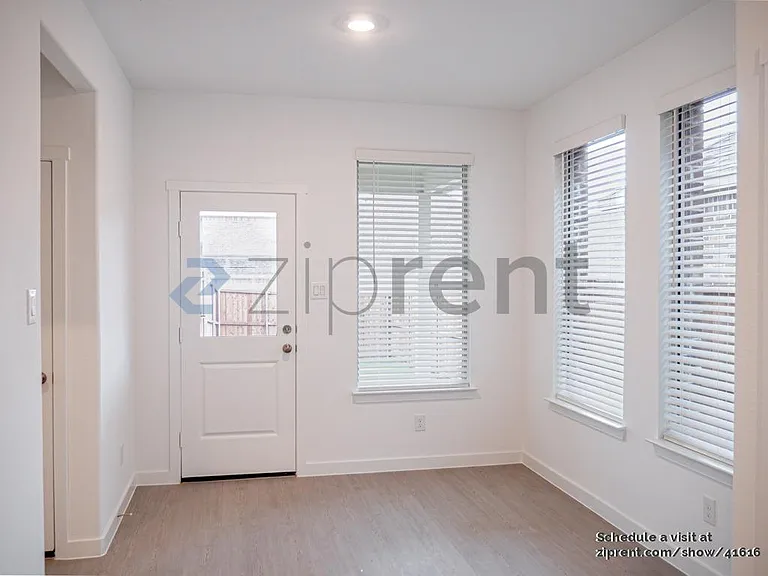 1436 Lady Bird Rd — Photo 7