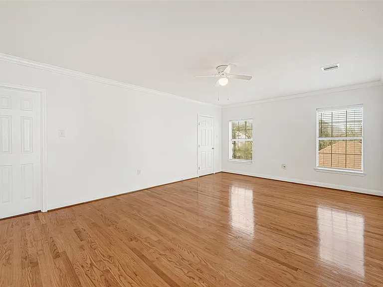 4390 Harvest Ln — Photo 17