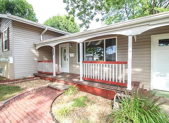 2nd image of 3278 Franklin Ave