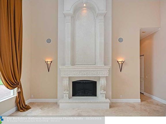 5th image of 7189 NW 127th Way