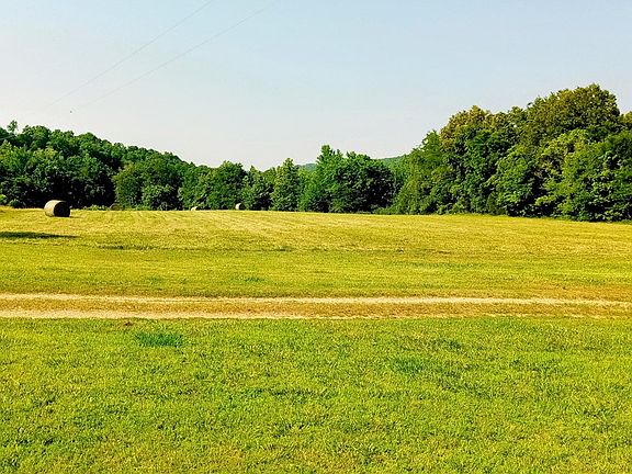 4th image of 281 County Road 9953