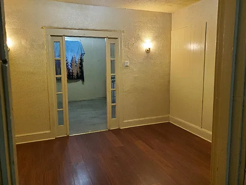 950 E Woodlawn Ave #1 Photo 1