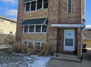 9425 S Kenton Ave #2, Oak Lawn, IL 60453