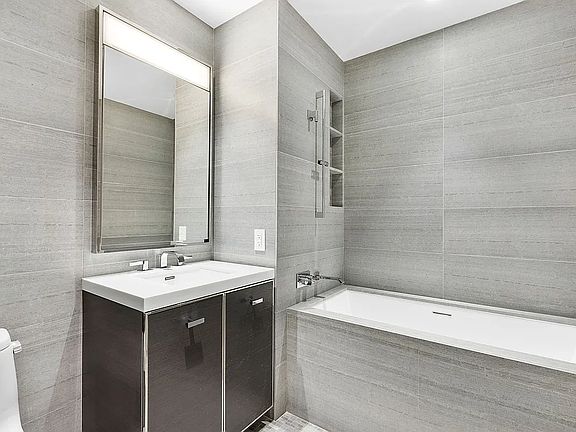 4th image of 252 South St Unit 19C