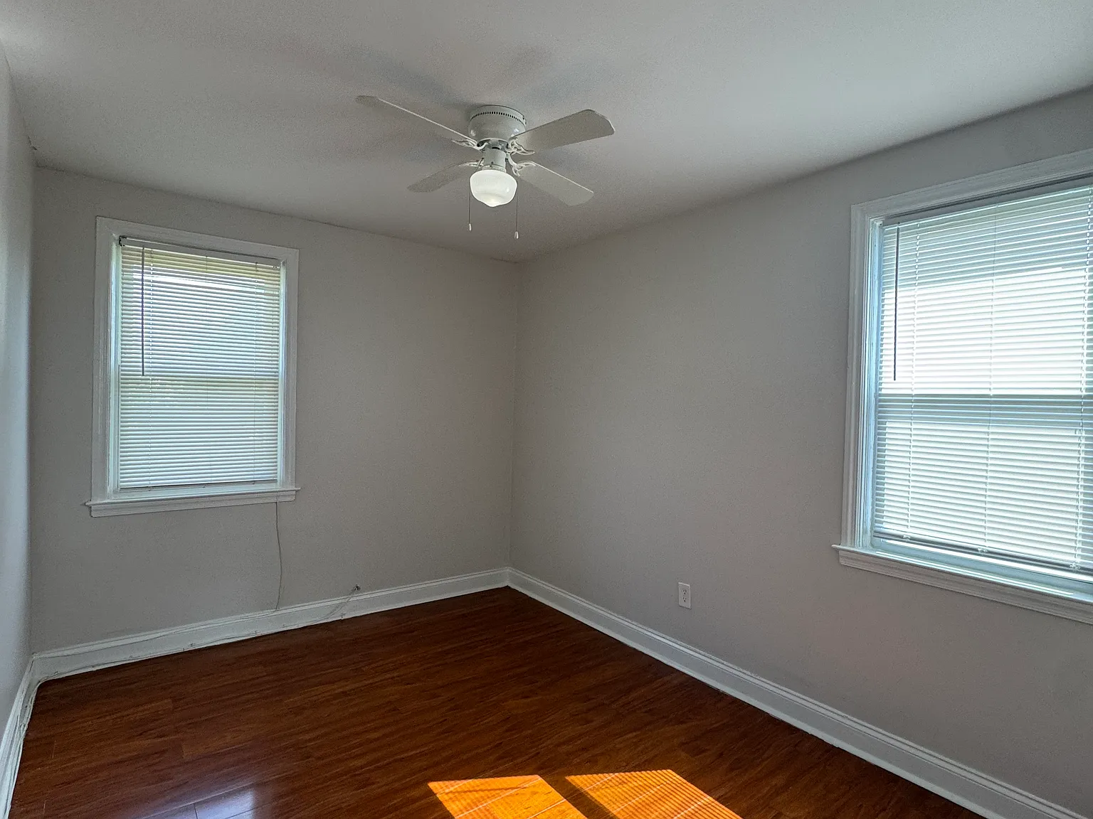 2 bed, 1100 sqft, $1,225 — Photo 3