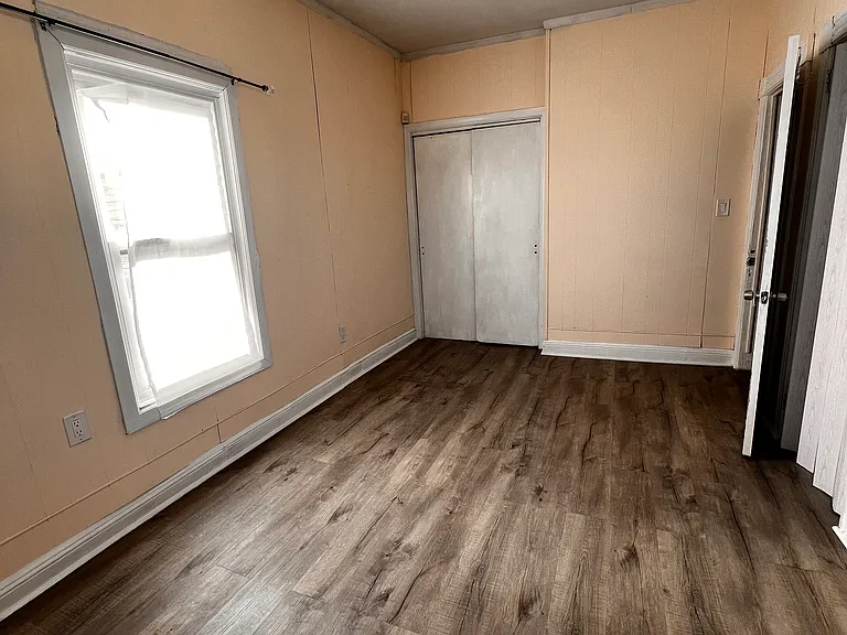 10 Prescott Ave — Photo 8