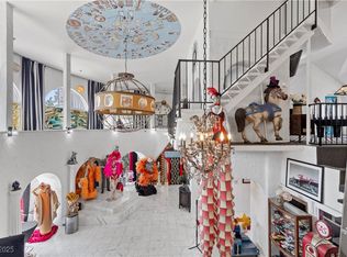 4318 Ridgecrest Dr, Las Vegas, NV 89121