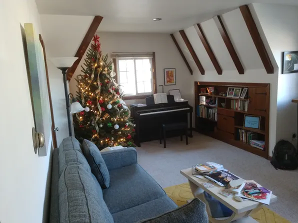 627 E 21st St, Sioux Falls, SD 57105