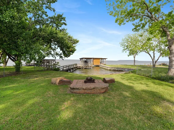 183 Lakeview Dr S, Livingston, TX 77351
