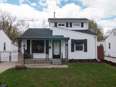 6636 Burr St, Taylor, MI, 48180