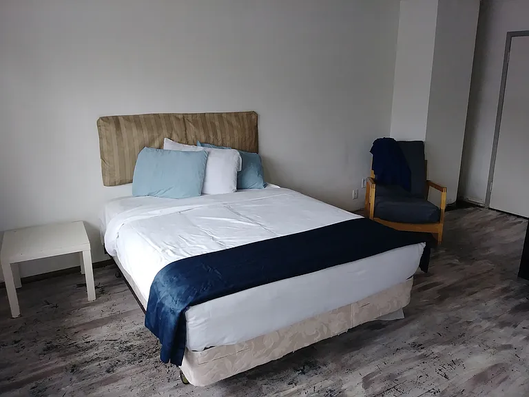 109 NE San Rafael St #37 — Photo 3