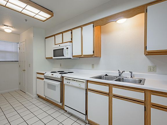2nd image of 350 S Wildwood Dr #3
