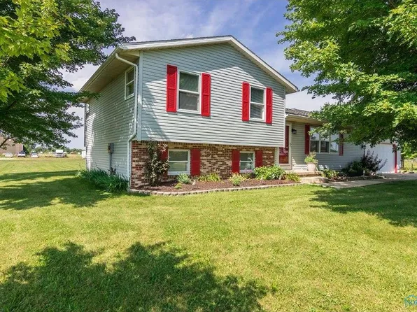 13748 Kramer Rd, Bowling Green, OH 43402