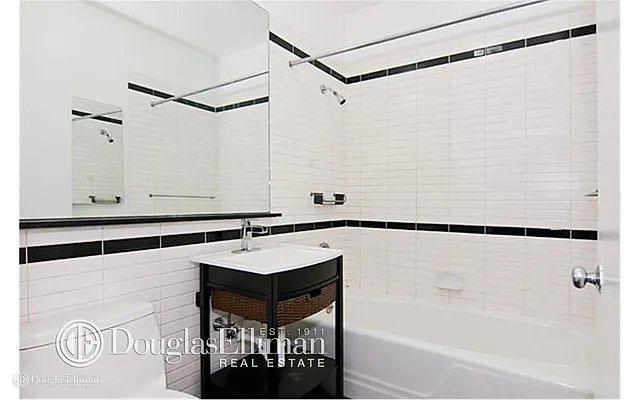 Rented by Douglas Elliman | media 14