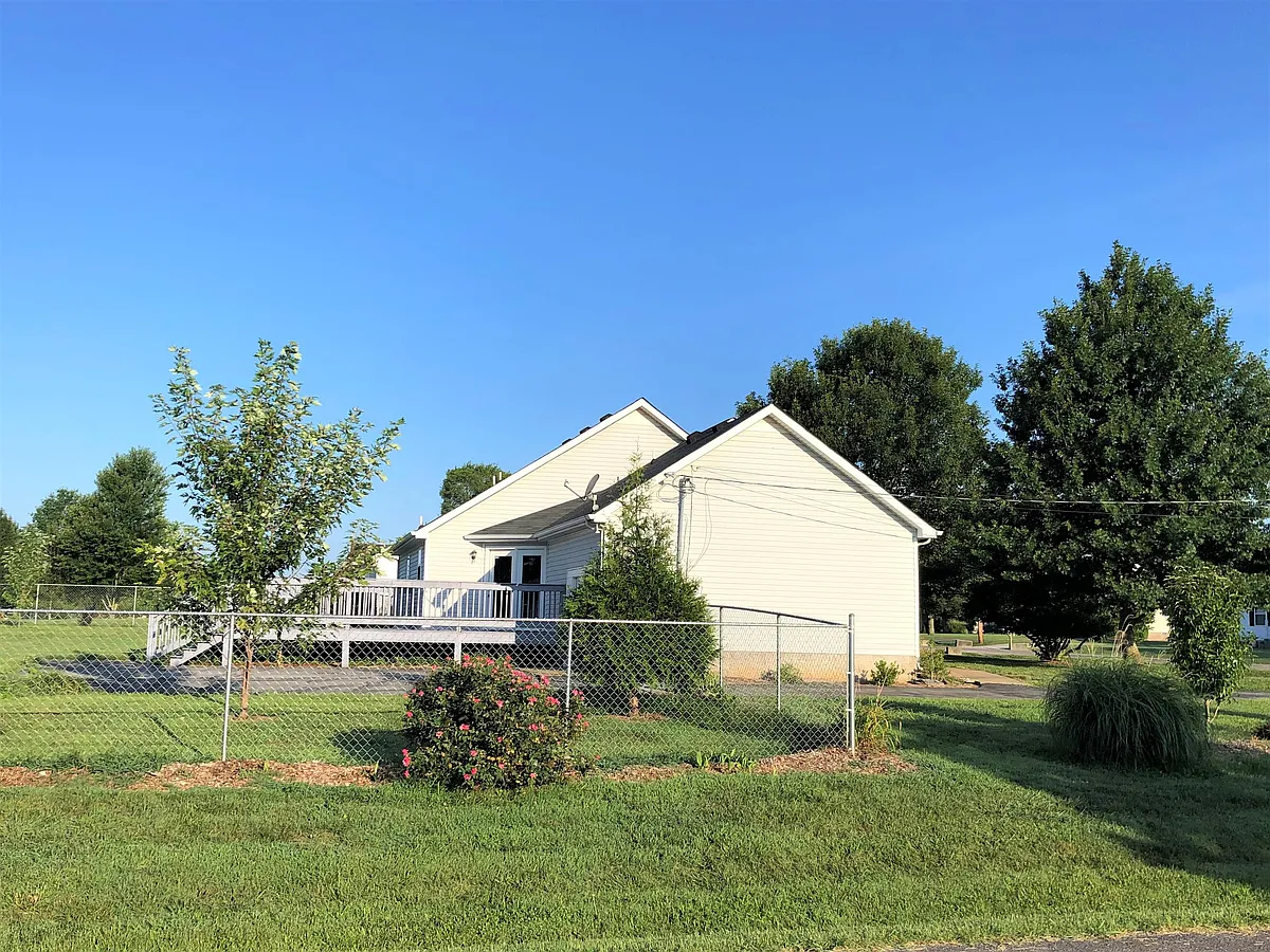 Building Photo - 148 Copper Ridge Trl
