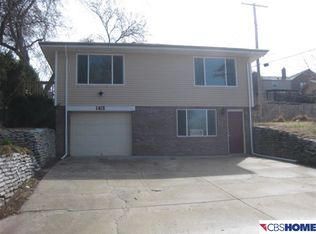 1415 S 49th St, Omaha, NE 68106