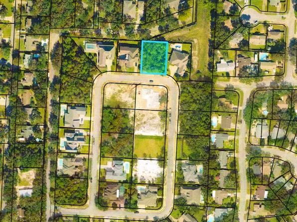13A Manor Cir, Gulf Breeze, FL 32563