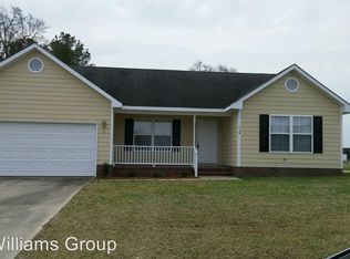 116 Beech Dr, Raeford, NC 28376