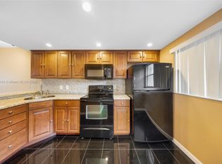 6075 N Sabal Palm Blvd APT 210, Tamarac, FL 33319
