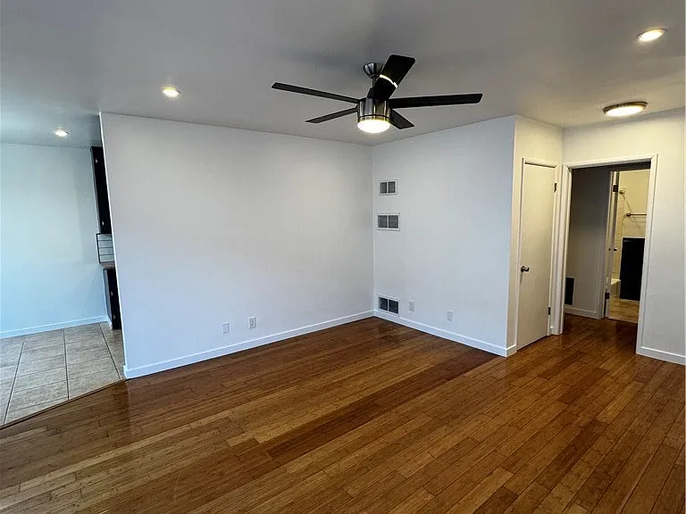 410 S Commonwealth Ave #4 — Photo 15