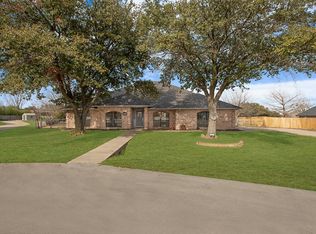 2812 Coventry Rd, Crowley, TX 76036