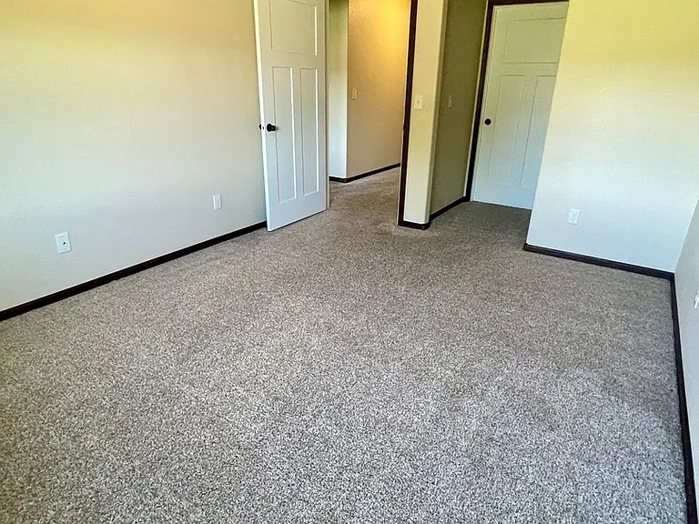 7050 Freedom Ln — Photo 25